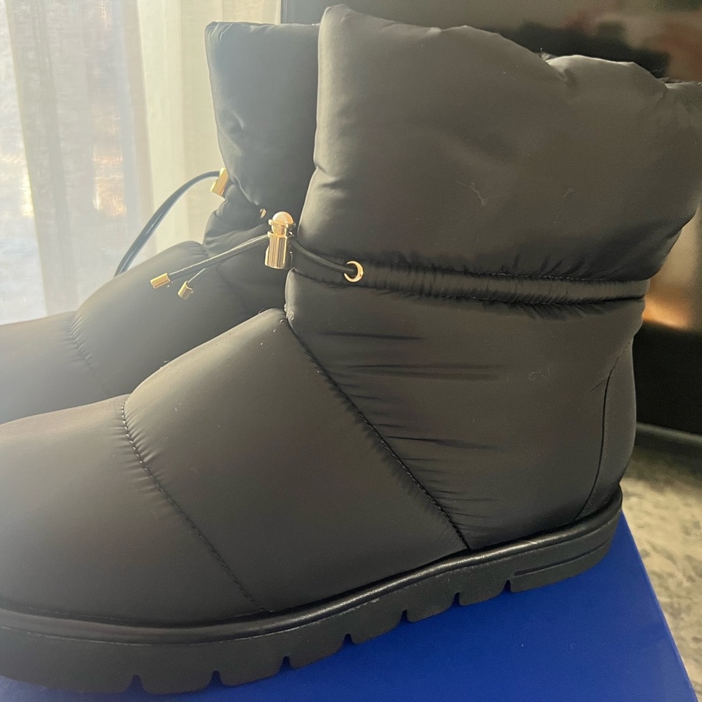 Stuart weitzman boots, brand new!